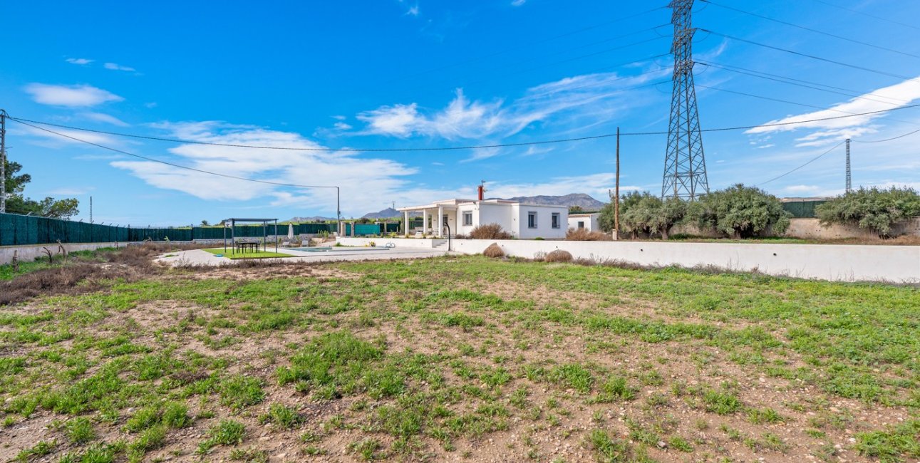 Resale - Country House -
Elche - Elche - Country