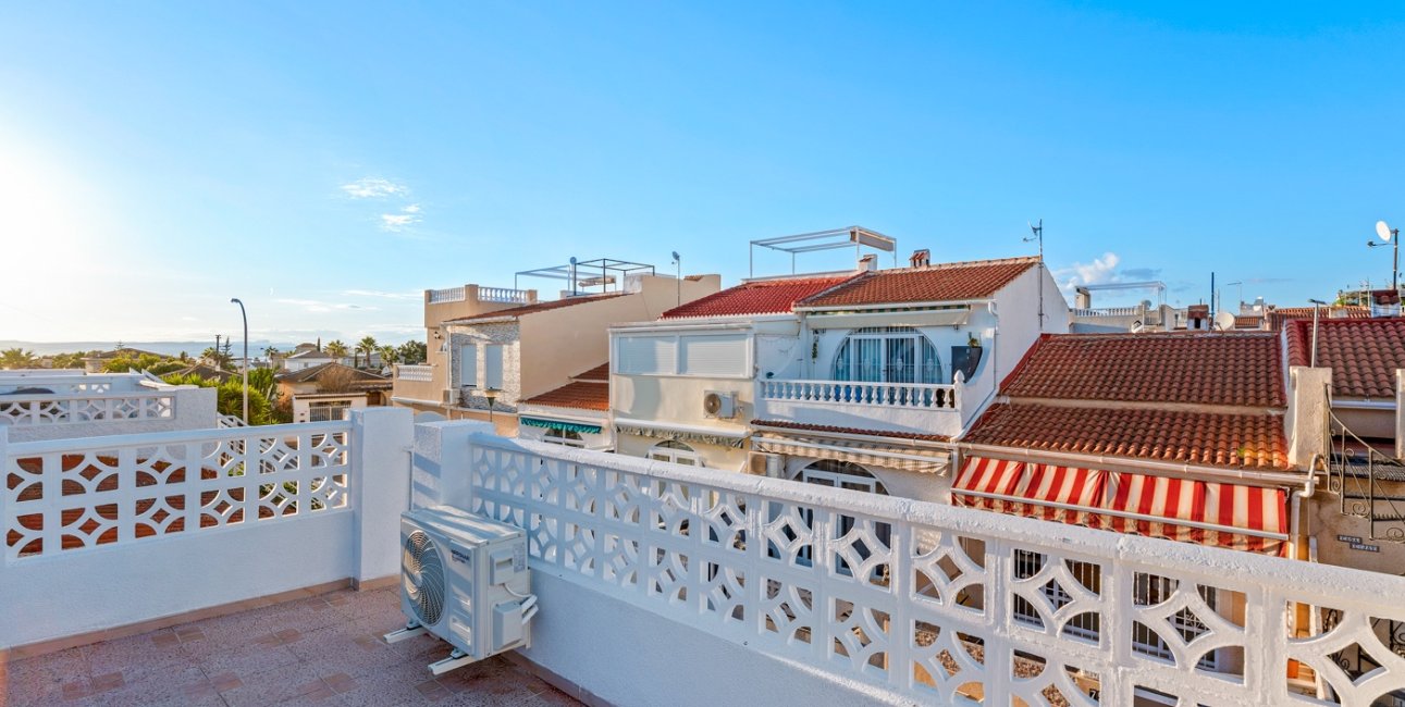 Resale - Bungalow -
Torrevieja - El Chaparral