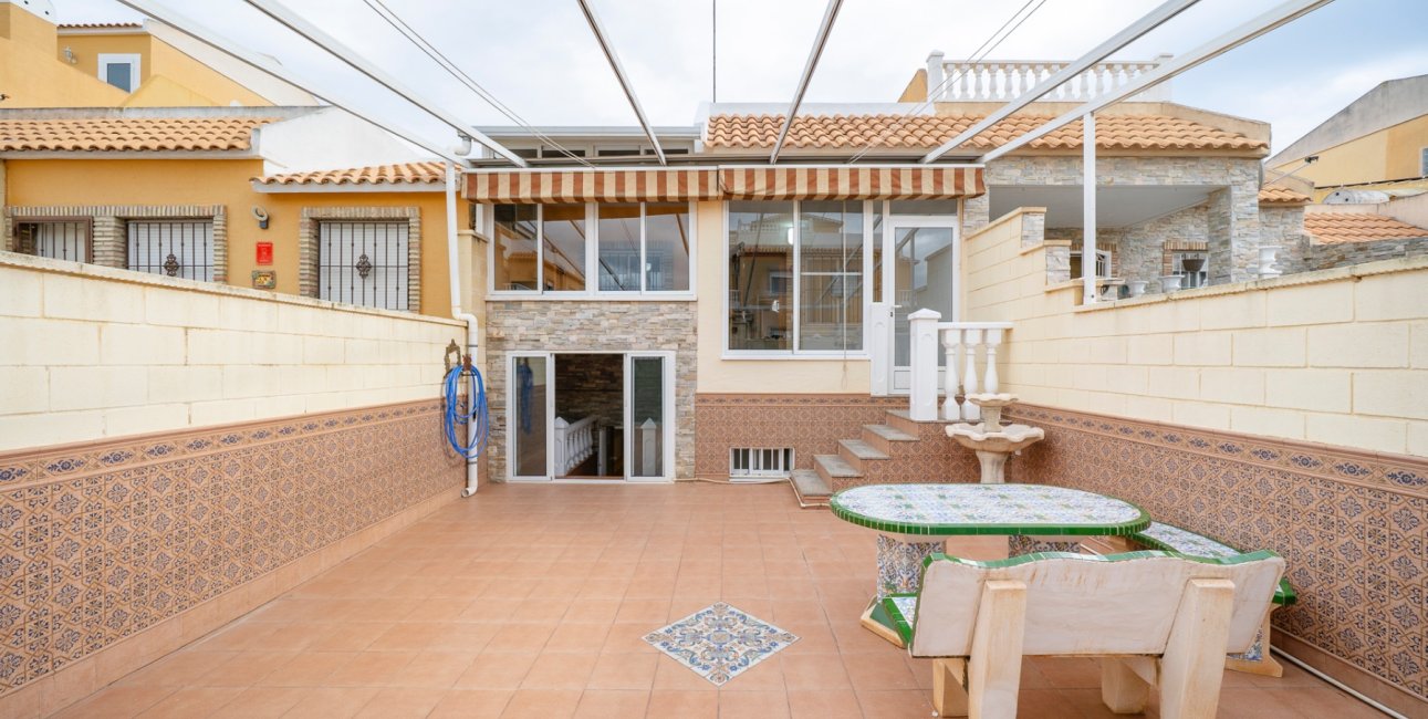 Reventa - Adosado -
Ciudad Quesada - Doña Pepa