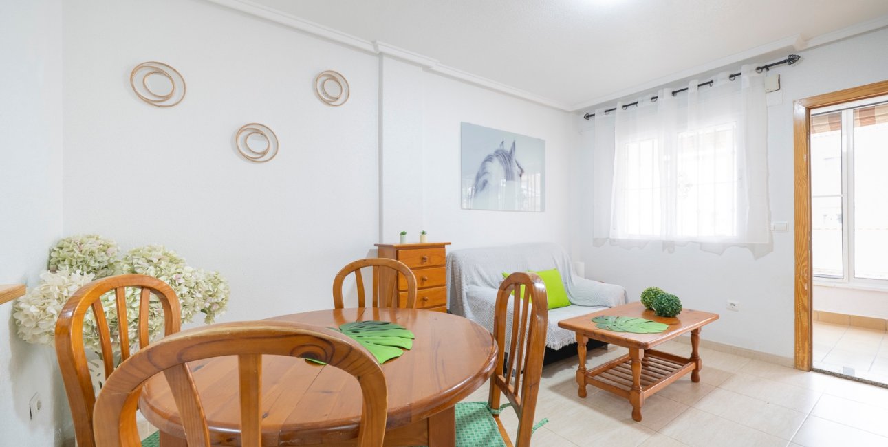 Reventa - Adosado -
Ciudad Quesada - Doña Pepa