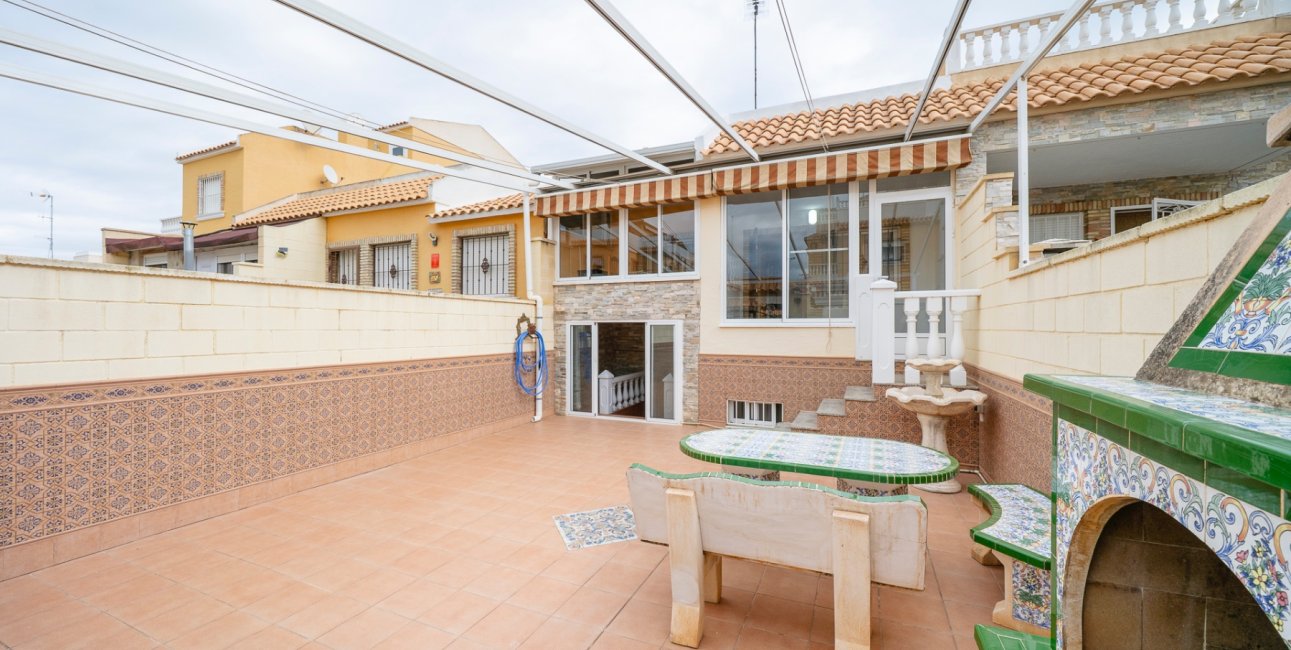 Reventa - Adosado -
Ciudad Quesada - Doña Pepa