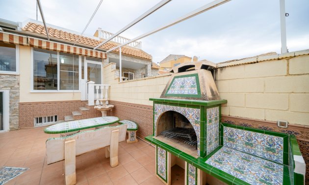 Reventa - Adosado -
Ciudad Quesada - Doña Pepa