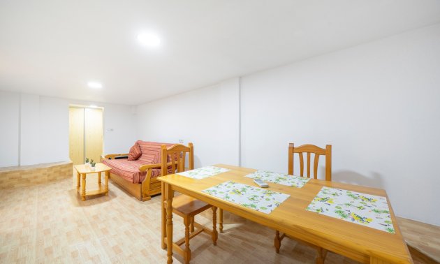 Reventa - Adosado -
Ciudad Quesada - Doña Pepa