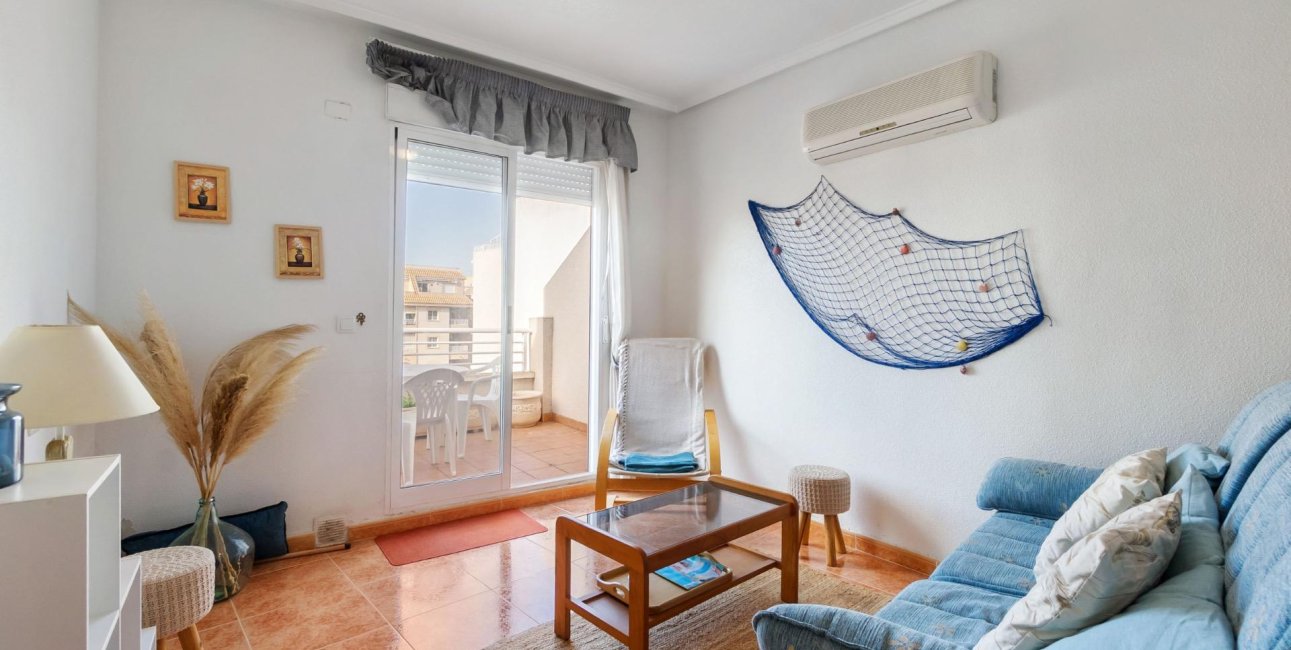 Reventa - Apartamento / piso -
Torrevieja - Torrevieja - Centre