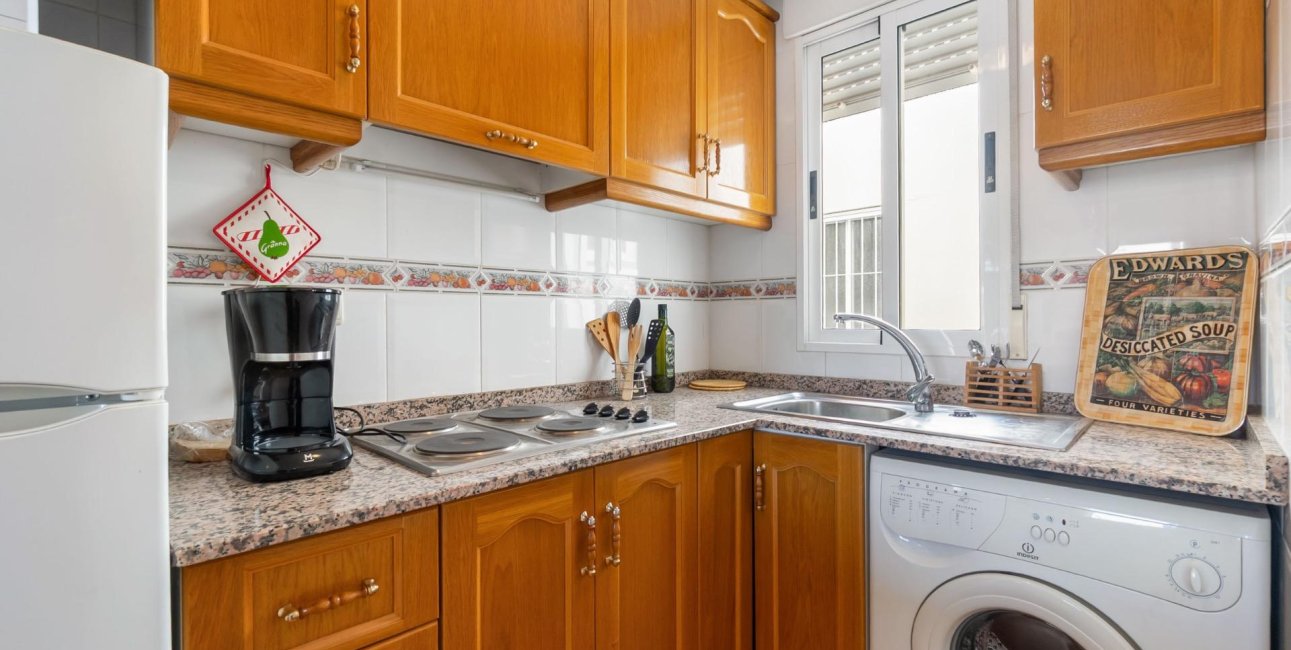 Reventa - Apartamento / piso -
Torrevieja - Torrevieja - Centre