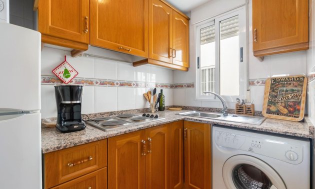 Reventa - Apartamento / piso -
Torrevieja - Torrevieja - Centre