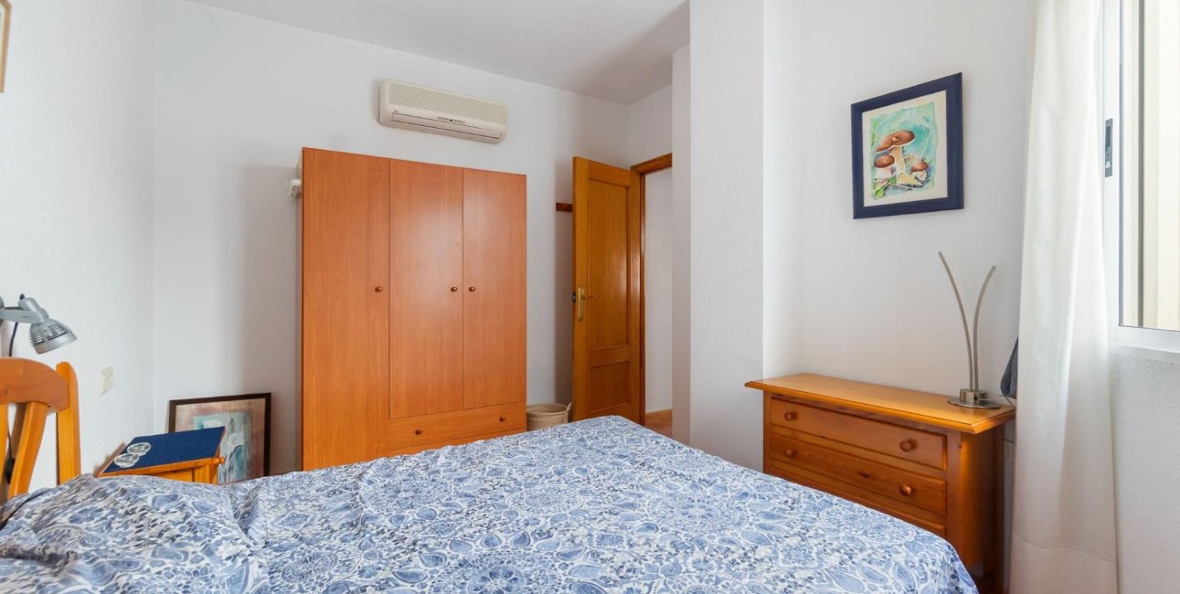 Reventa - Apartamento / piso -
Torrevieja - Torrevieja - Centre