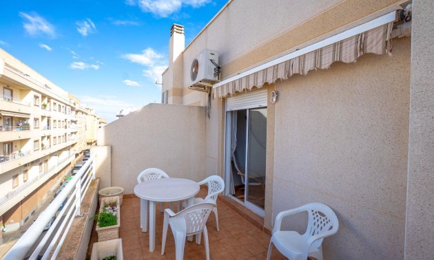 Reventa - Apartamento / piso -
Torrevieja - Torrevieja - Centre
