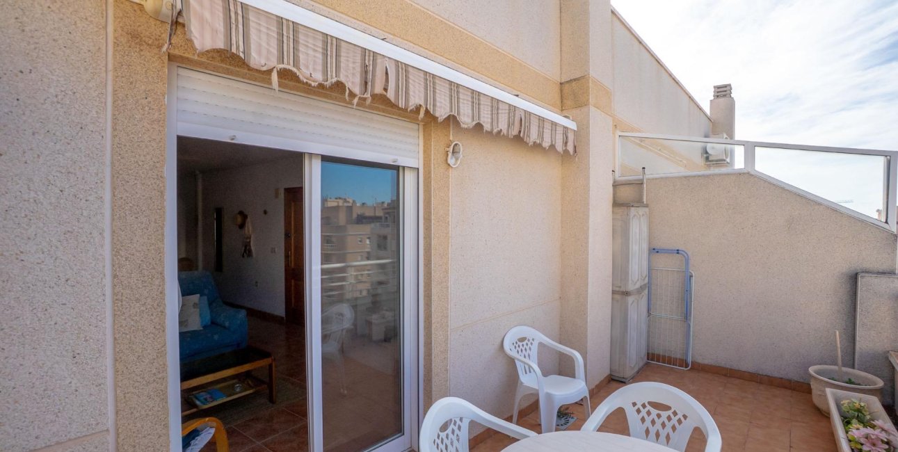 Reventa - Apartamento / piso -
Torrevieja - Torrevieja - Centre