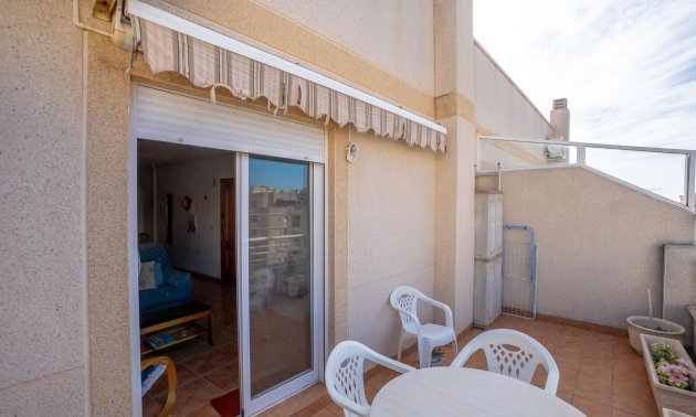 Reventa - Apartamento / piso -
Torrevieja - Torrevieja - Centre