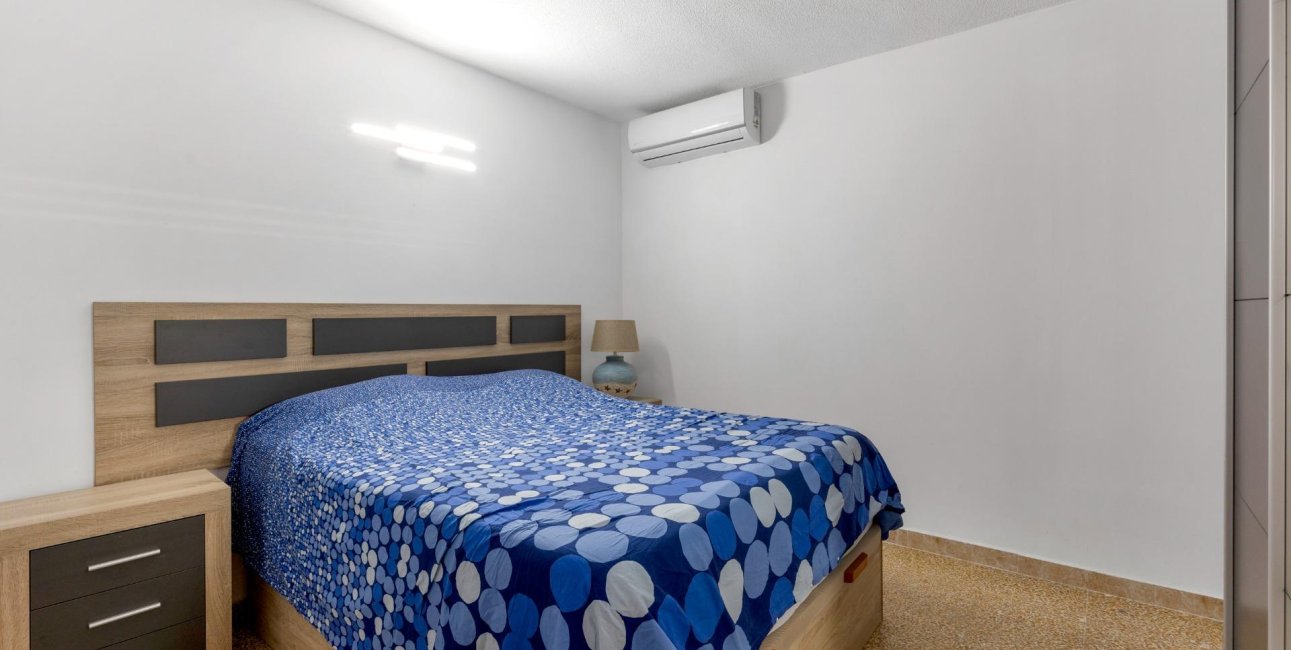 Reventa - Apartamento / piso -
Torrevieja - Playa del Cura