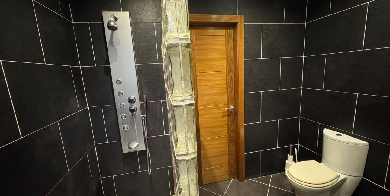 Resale - Villa -
Torrevieja - San Luis - Chaparal