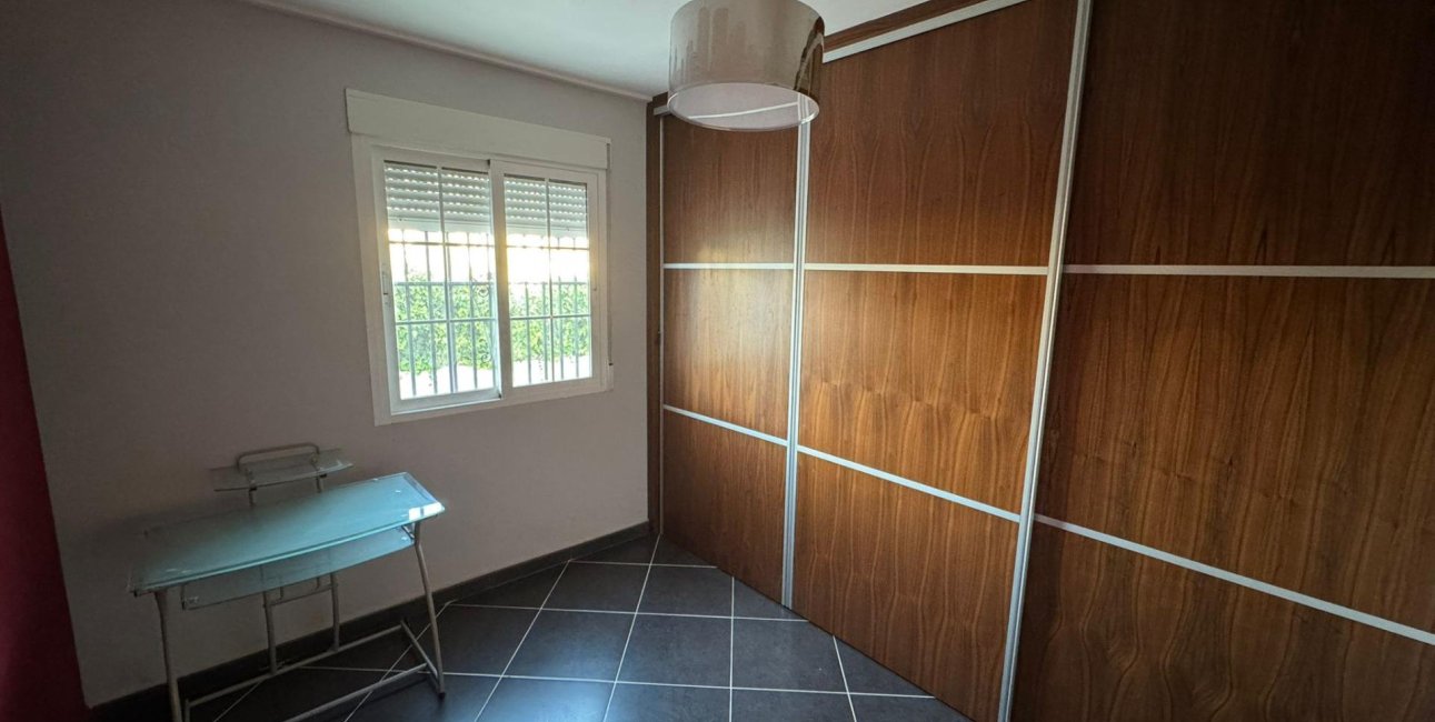 Resale - Villa -
Torrevieja - San Luis - Chaparal