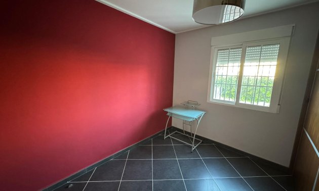 Resale - Villa -
Torrevieja - San Luis - Chaparal