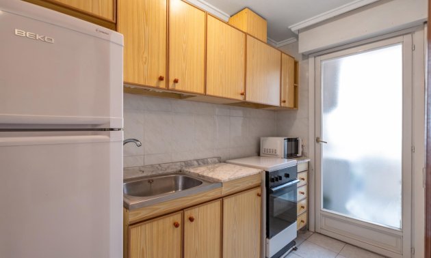 Resale - Apartment / flat -
Torrevieja - Centro