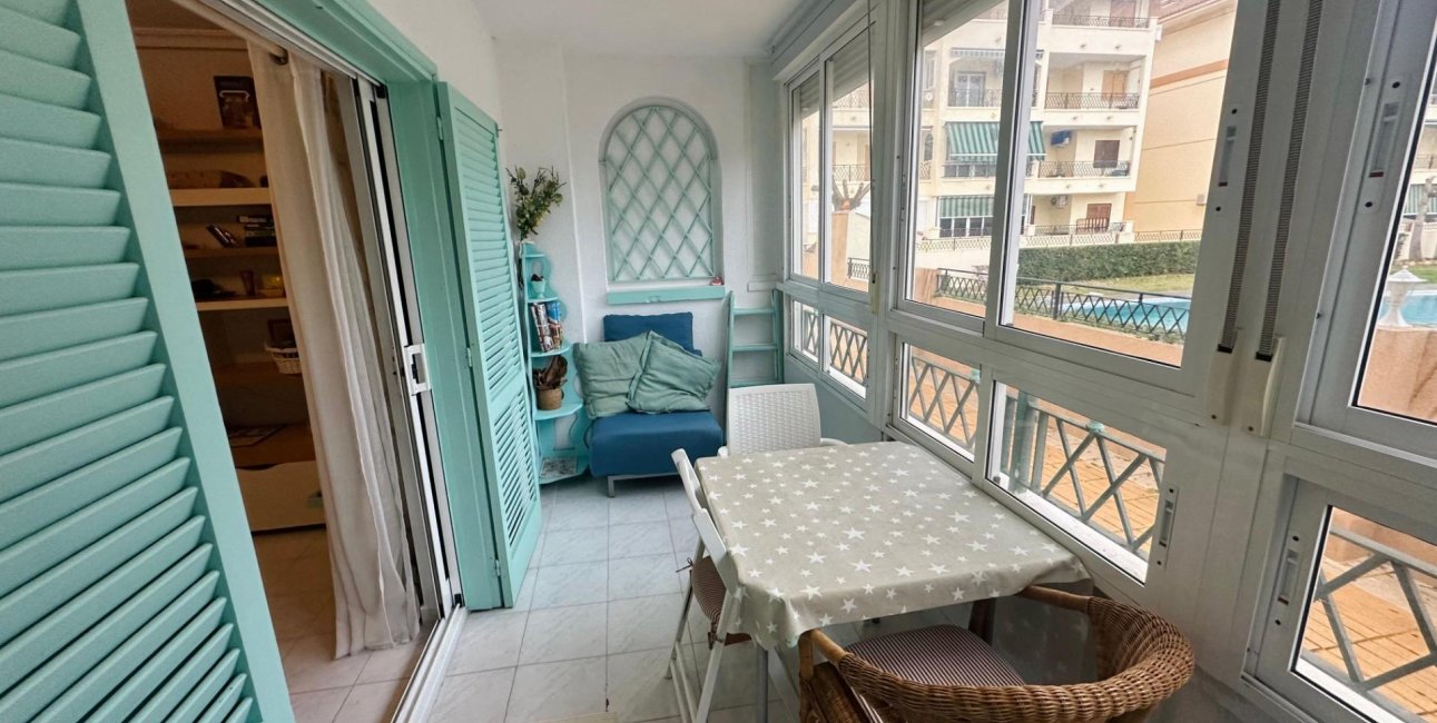 Reventa - Apartamento / piso -
Torrevieja - La Mata