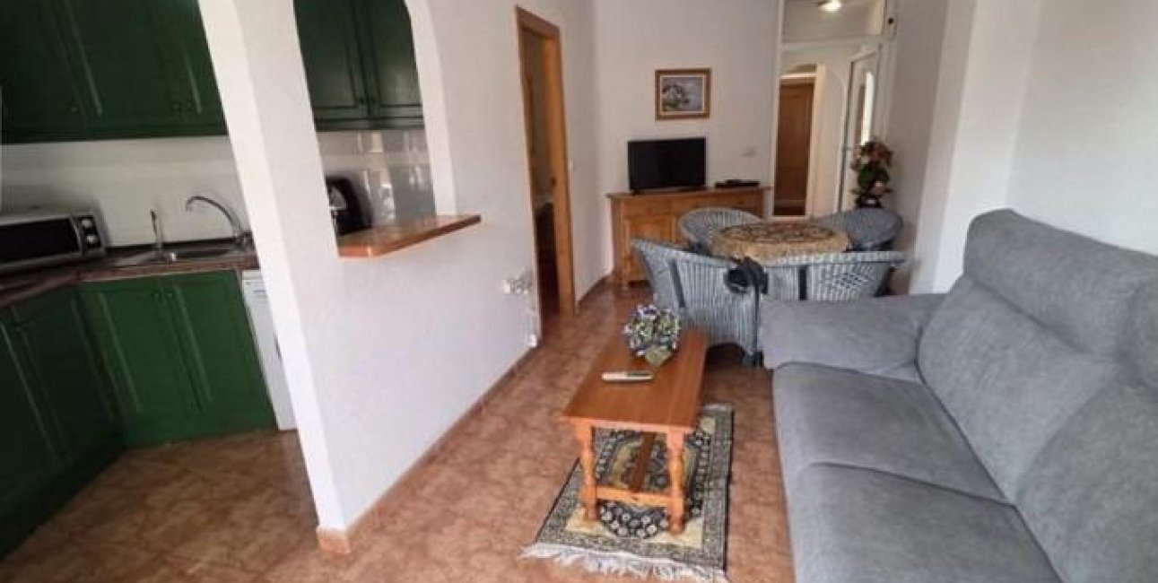 Reventa - Ático -
Torrevieja - Estacion de autobuses