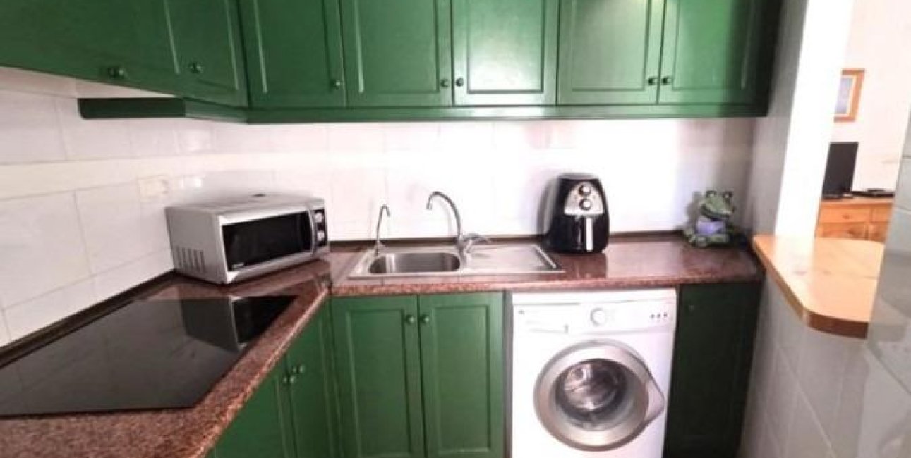 Reventa - Ático -
Torrevieja - Estacion de autobuses