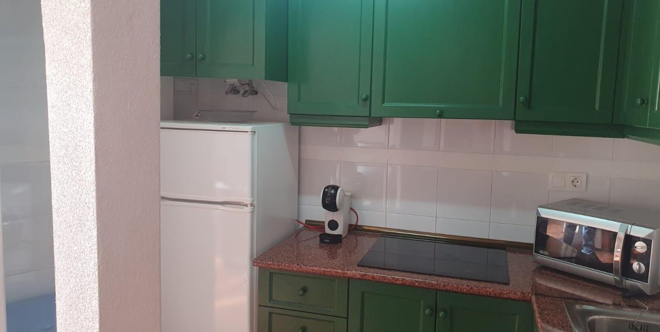 Reventa - Ático -
Torrevieja - Estacion de autobuses