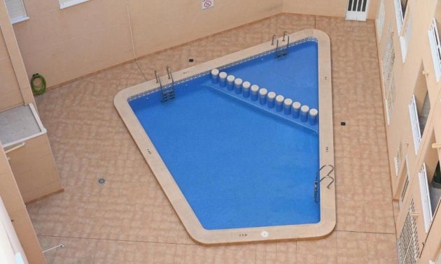 Reventa - Ático -
Torrevieja - Estacion de autobuses