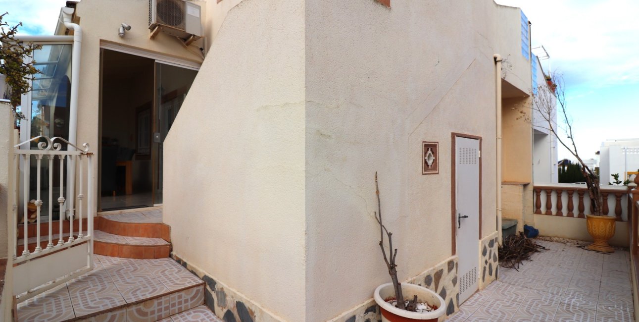 Resale - Townhouse -
Orihuela Costa - Los Balcones