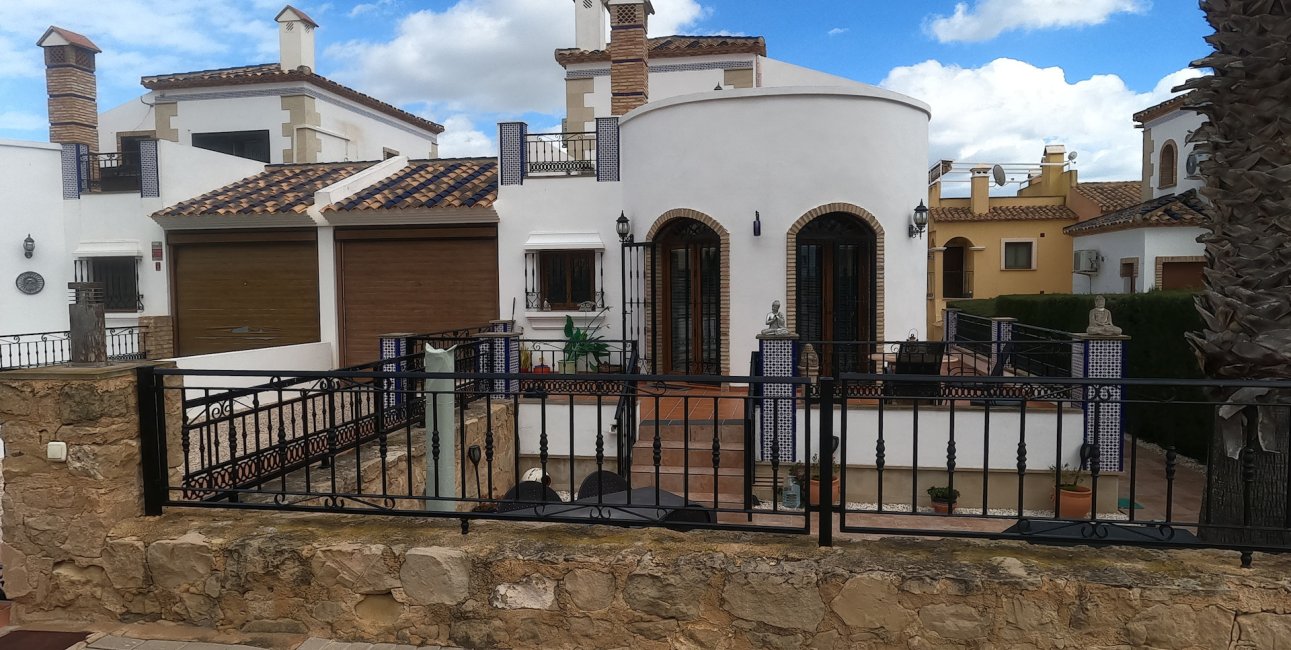 Rynek wtórny - Willa -
Algorfa - La Finca Golf Resort