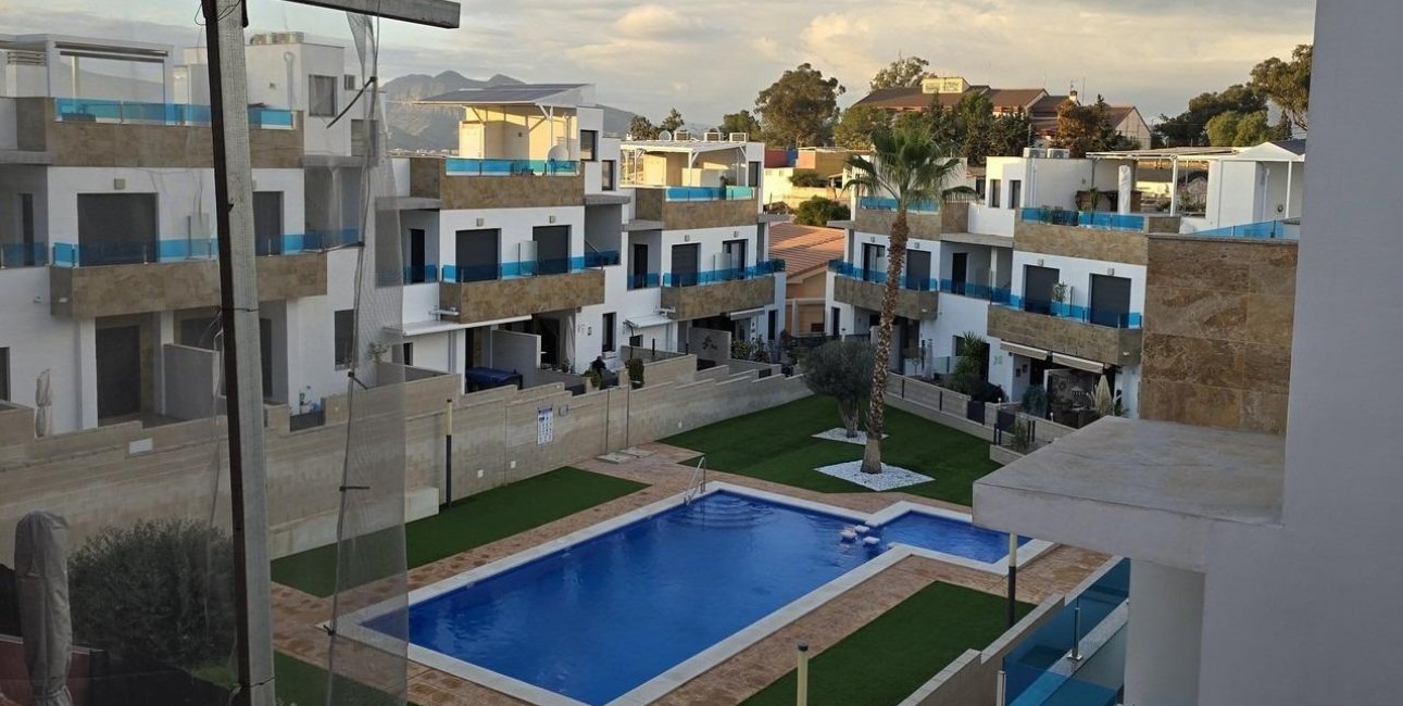 Rynek pierwotny - Dom Szeregowy -
Bigastro - pueblo