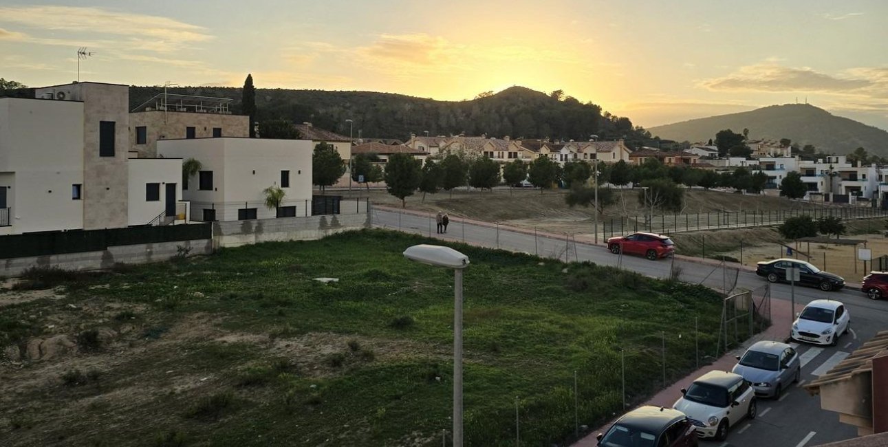 Rynek pierwotny - Dom Szeregowy -
Bigastro - pueblo