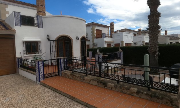 Reventa - Villa -
Algorfa - La Finca Golf Resort