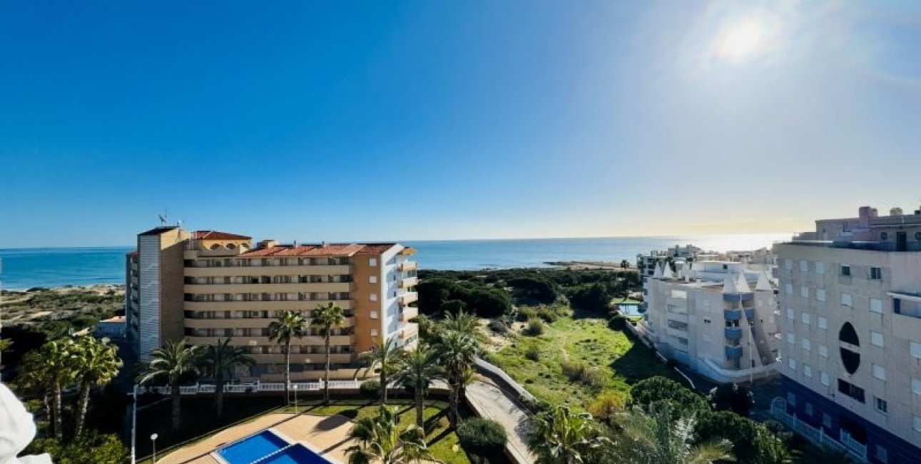 Resale - Penthouse -
Torrevieja - Alanis