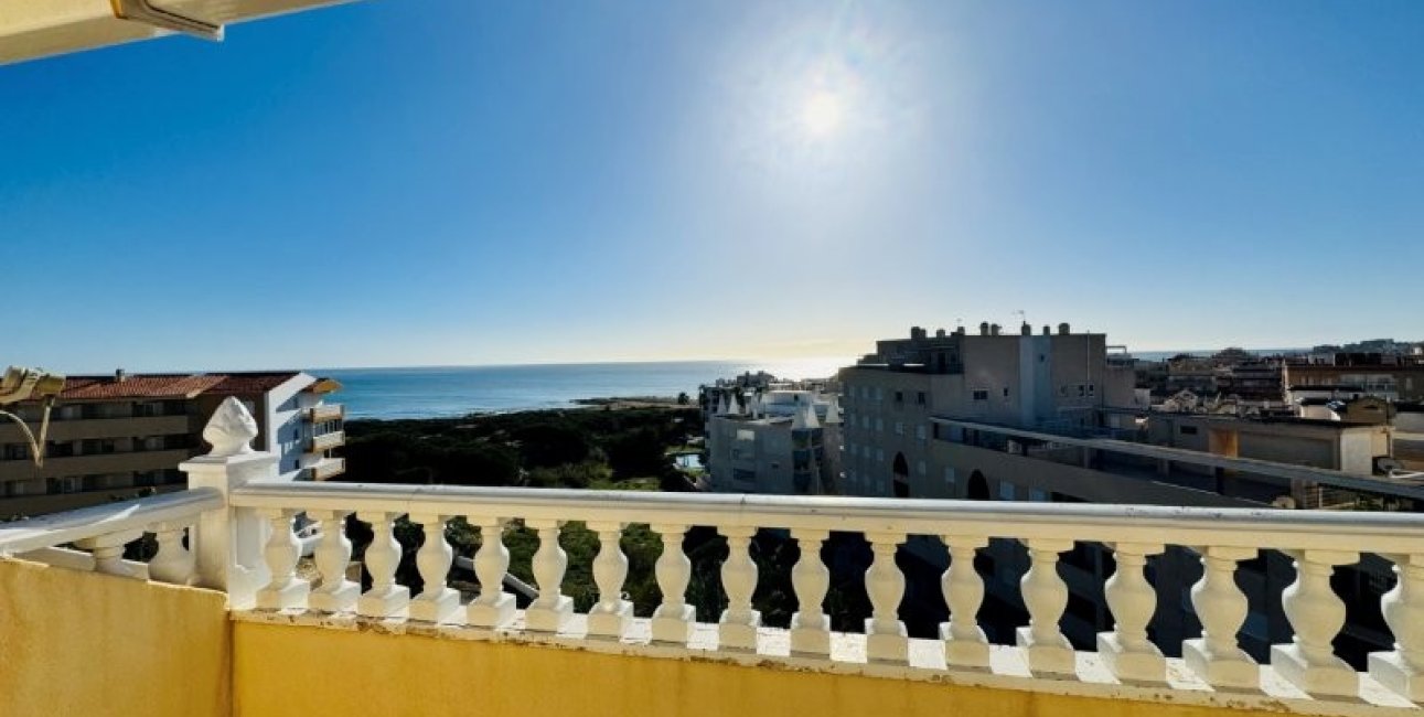 Resale - Penthouse -
Torrevieja - Alanis