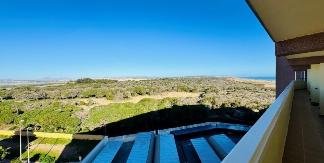 Resale - Penthouse -
Torrevieja - Alanis