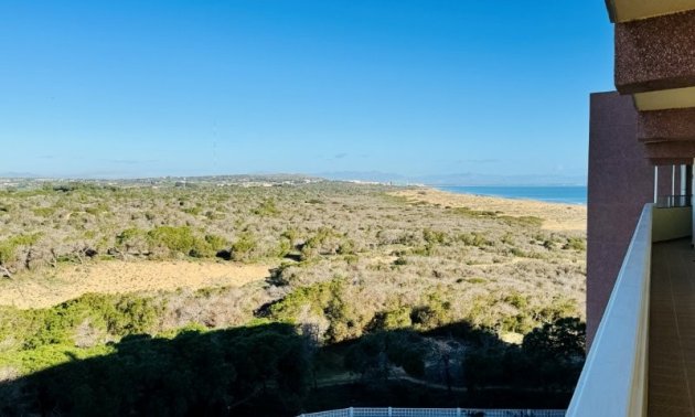 Resale - Penthouse -
Torrevieja - Alanis