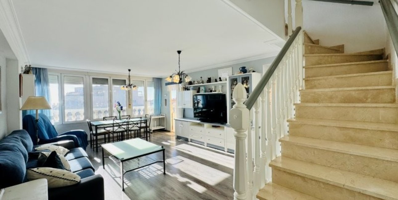 Resale - Penthouse -
Torrevieja - Alanis