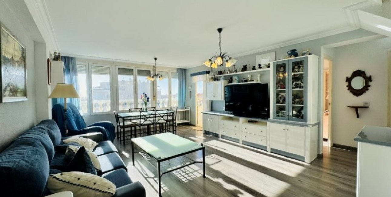 Resale - Penthouse -
Torrevieja - Alanis