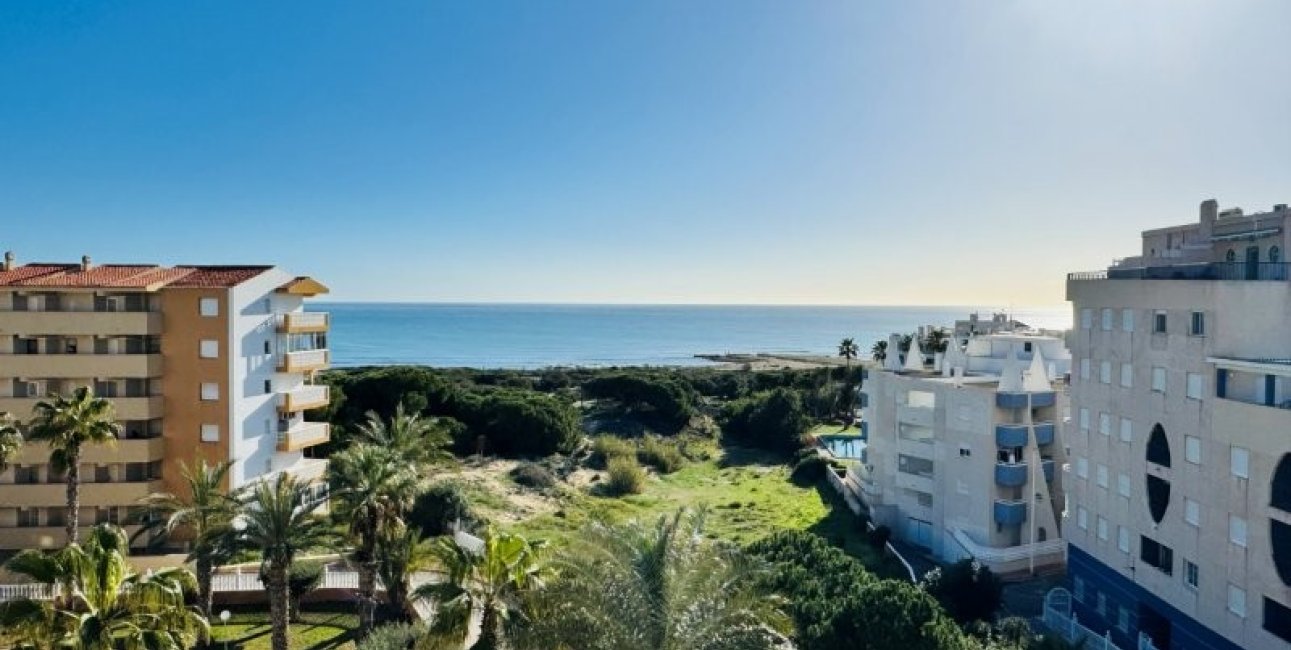 Resale - Penthouse -
Torrevieja - Alanis