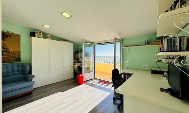 Resale - Penthouse -
Torrevieja - Alanis