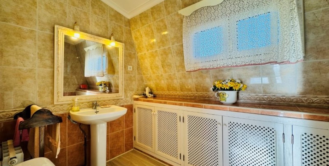 Resale - Penthouse -
Torrevieja - Alanis