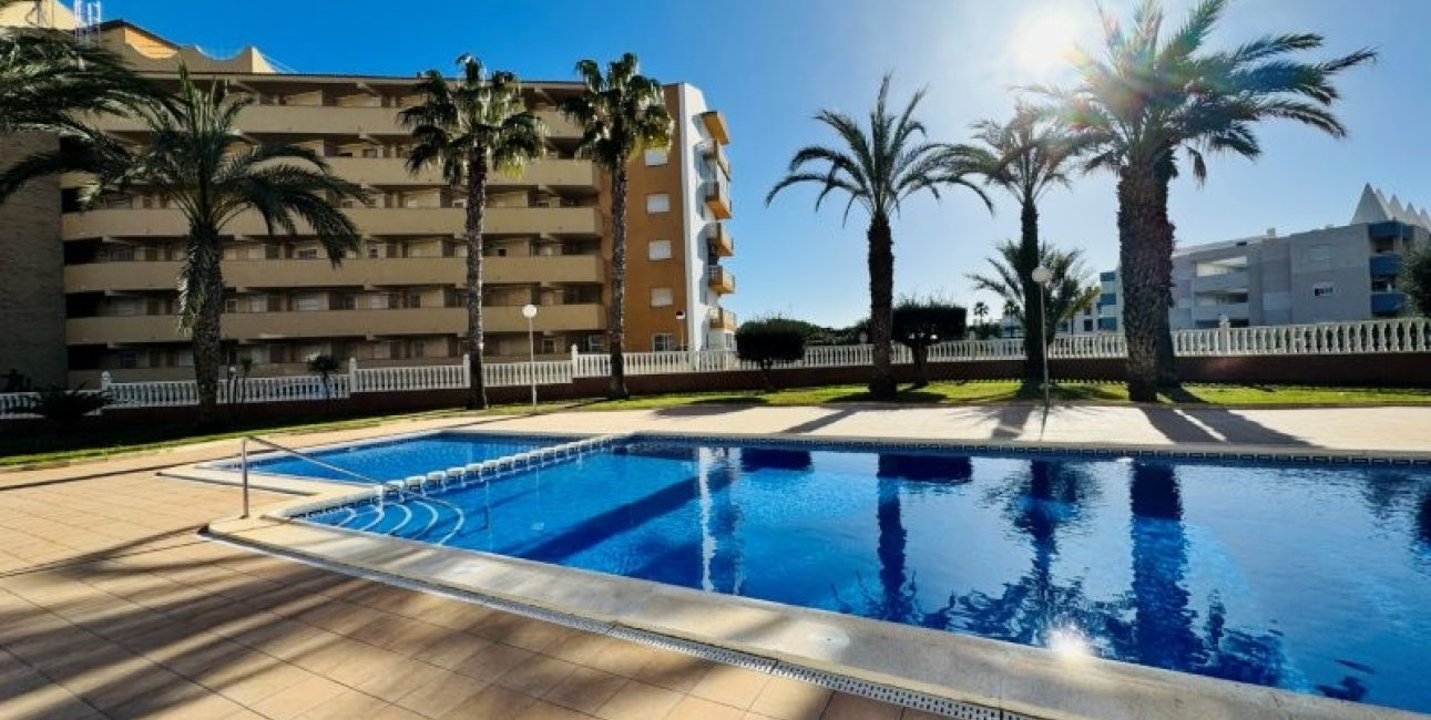 Resale - Penthouse -
Torrevieja - Alanis