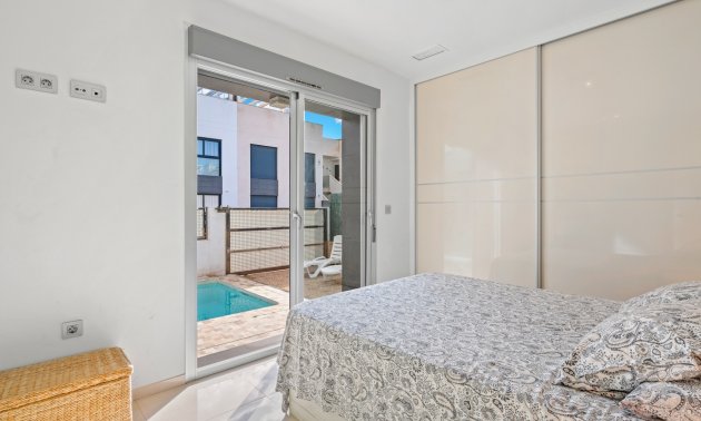 Resale - Villa -
Ciudad Quesada - La Laguna