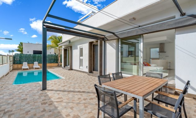 Resale - Villa -
Ciudad Quesada - La Laguna