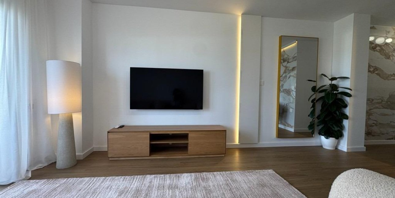 Resale - Apartment / flat -
Torrevieja - Punta prima