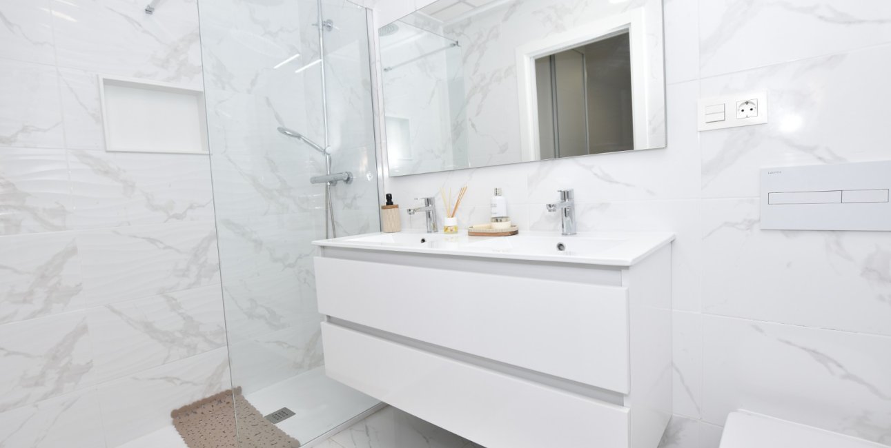 Rynek wtórny - Willa -
Los Montesinos - La Herrada