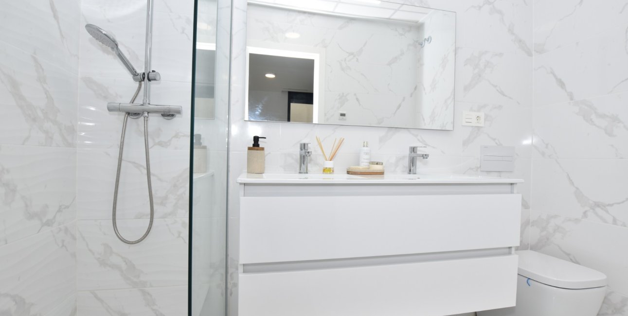 Rynek wtórny - Willa -
Los Montesinos - La Herrada