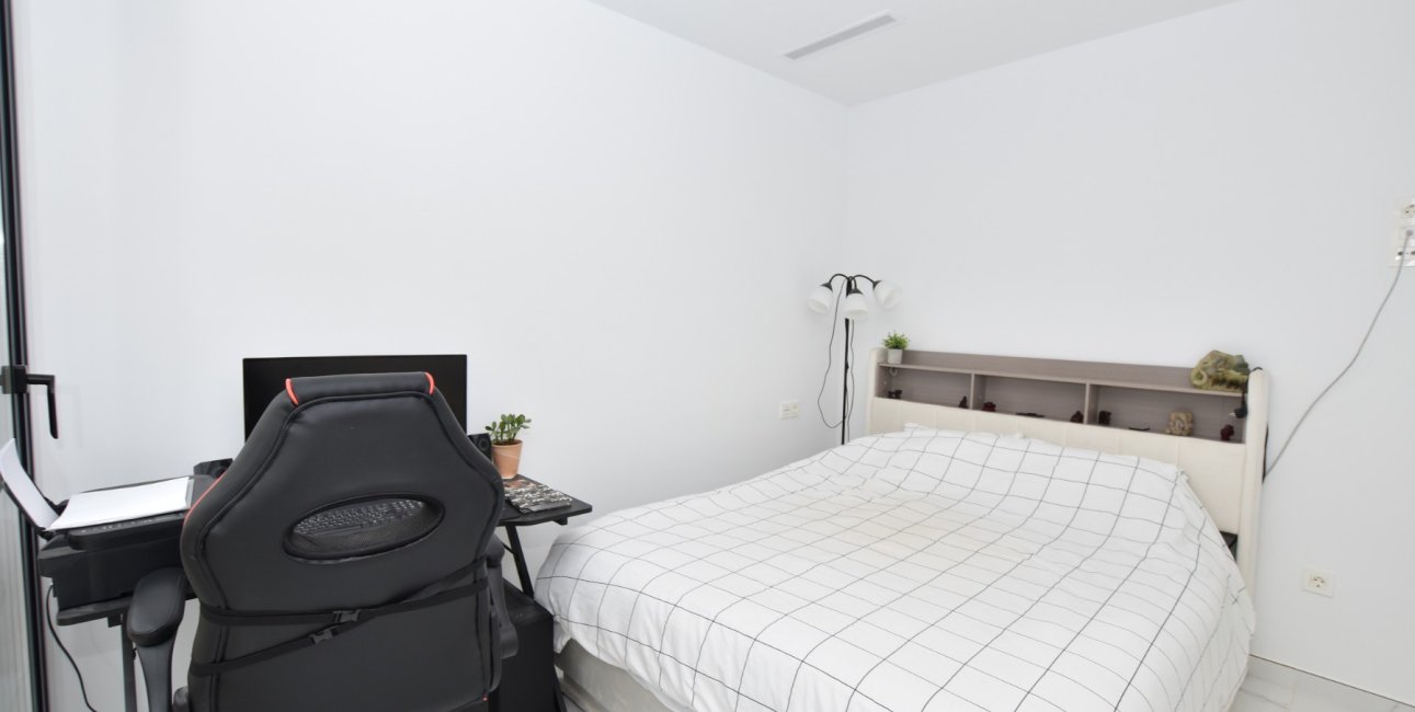 Rynek wtórny - Willa -
Los Montesinos - La Herrada