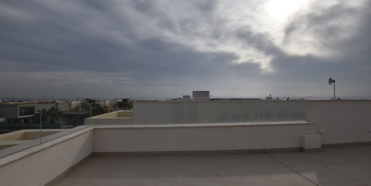 Rynek wtórny - Willa -
Los Montesinos - La Herrada