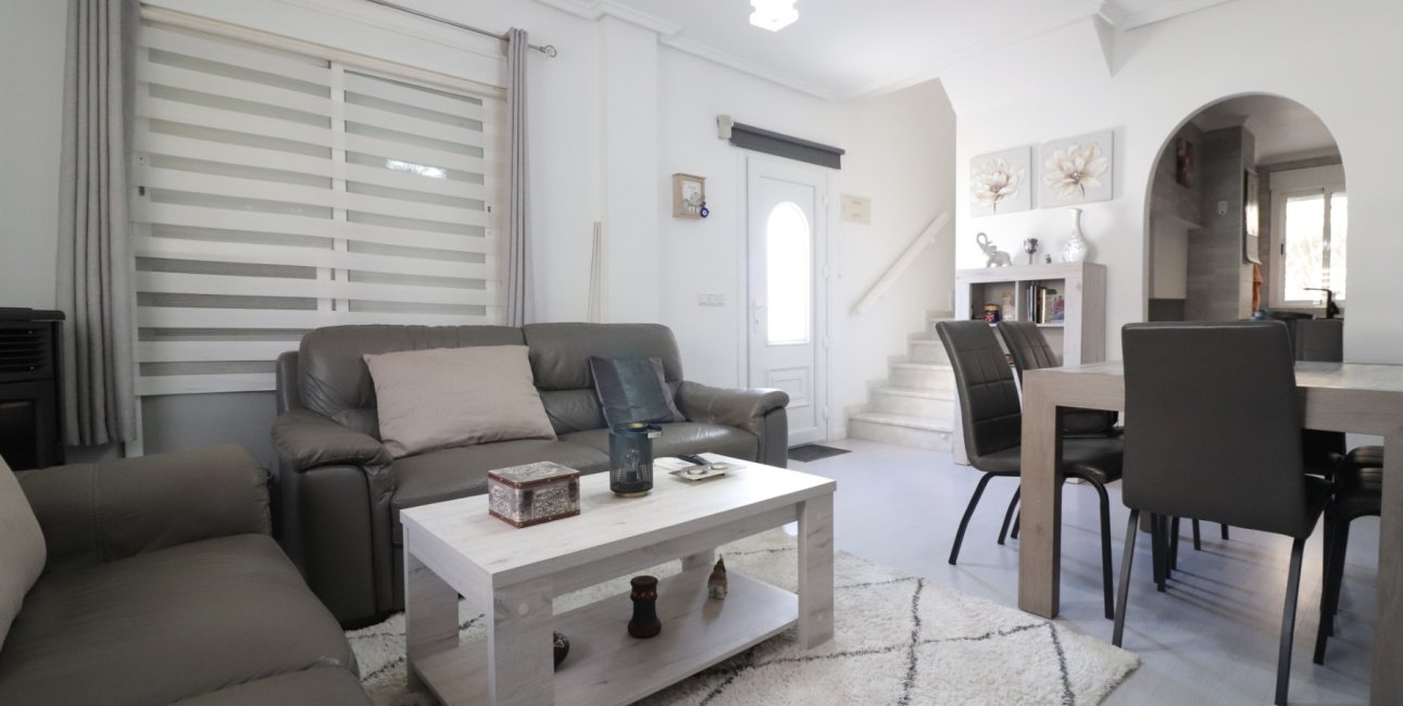 Resale - Villa -
Ciudad Quesada - Ciudad Quesada - Town