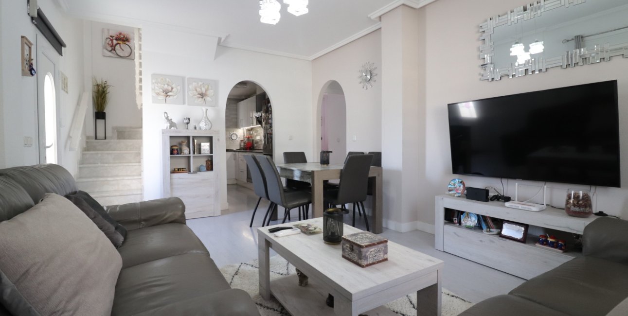 Resale - Villa -
Ciudad Quesada - Ciudad Quesada - Town