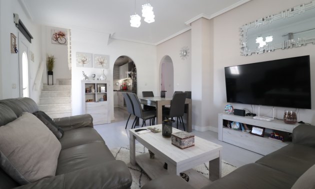 Resale - Villa -
Ciudad Quesada - Ciudad Quesada - Town