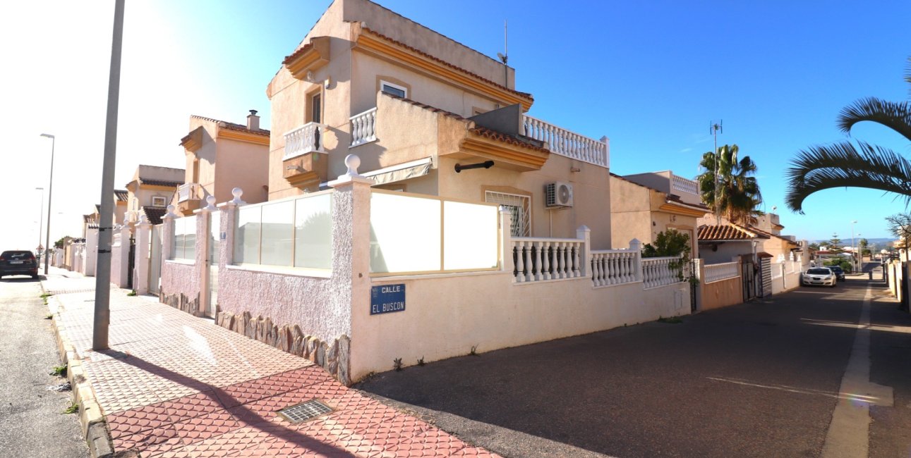 Resale - Villa -
Ciudad Quesada - Ciudad Quesada - Town